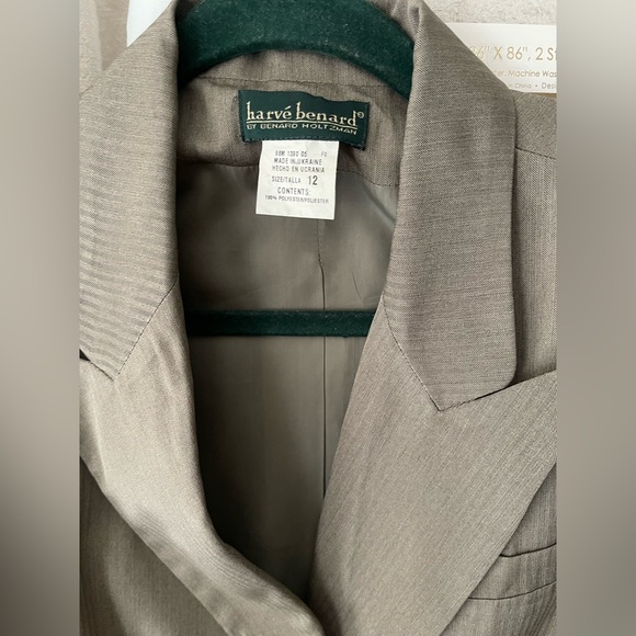 Harve Benard Double-Breasted Dress - Picture 2 of 4